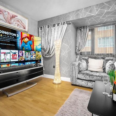 Luxury City Centre Apartment - Parking - Smart Tv - Wifi - Intercom Birmingham Exterior photo