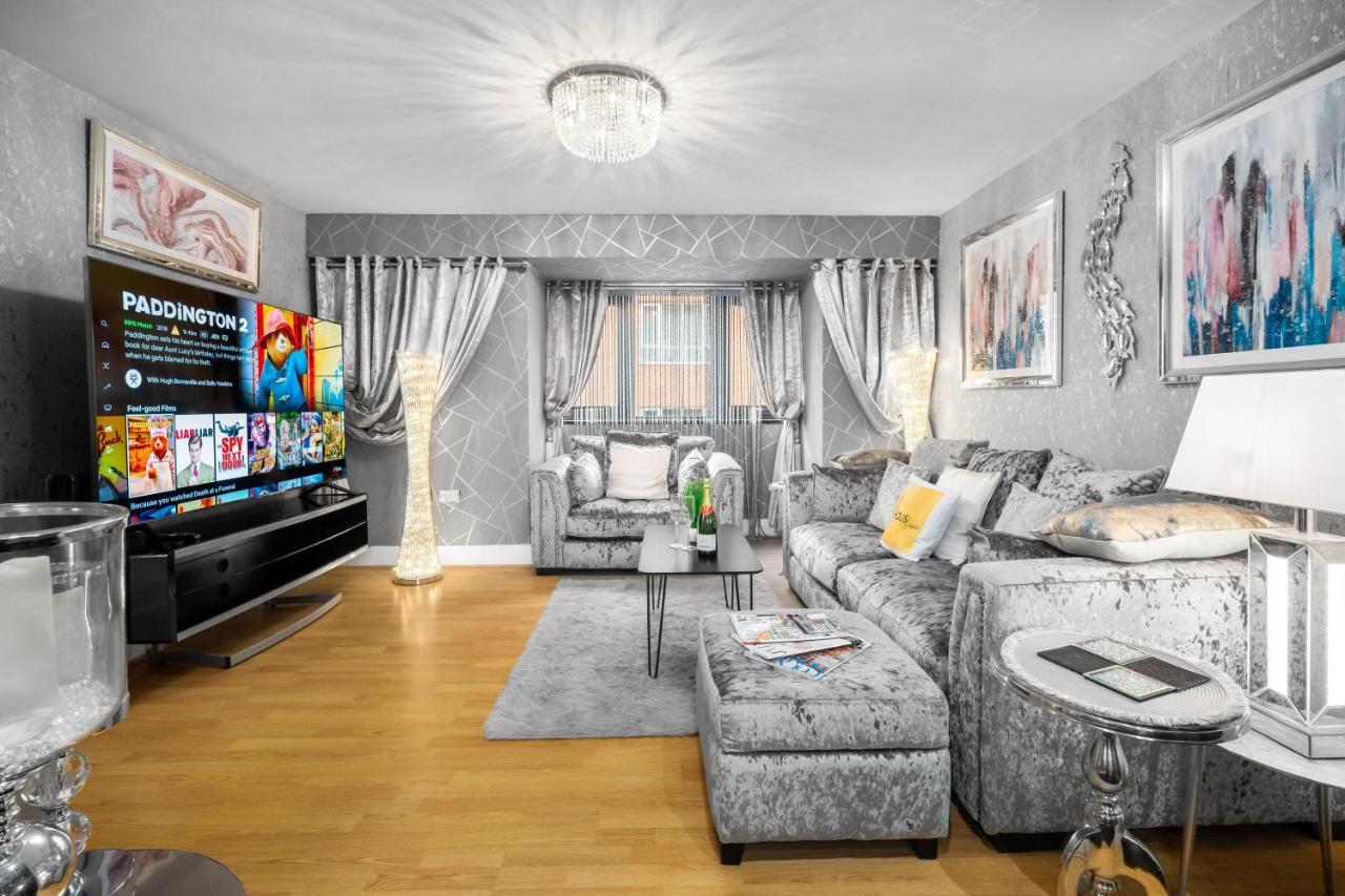 Luxury City Centre Apartment - Parking - Smart Tv - Wifi - Intercom Birmingham Exterior photo