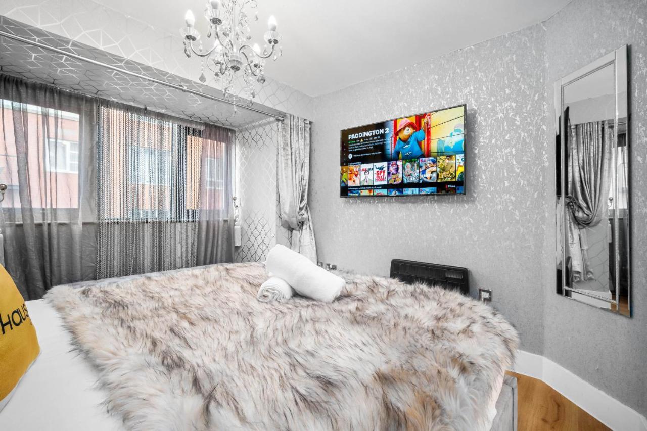 Luxury City Centre Apartment - Parking - Smart Tv - Wifi - Intercom Birmingham Exterior photo